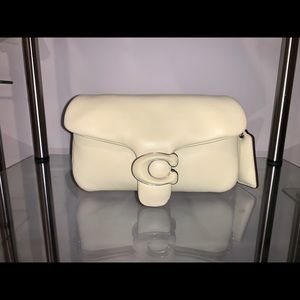 Coach Pillow Tabby 18